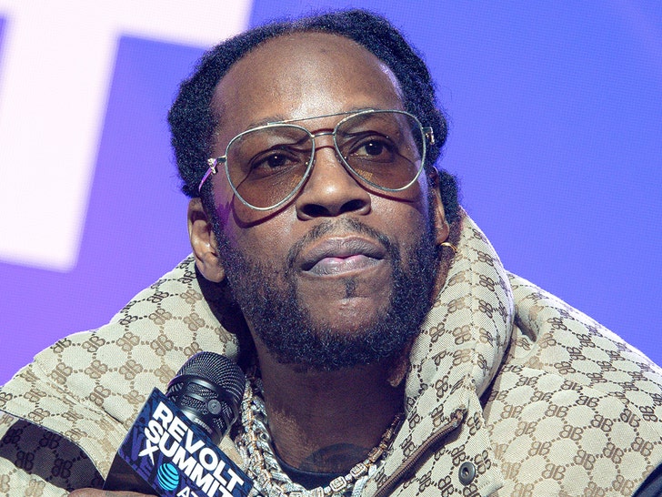 2 Chainz fuori dall'ospedale dopo l'incidente automobilistico di Miami, riposa a casa
