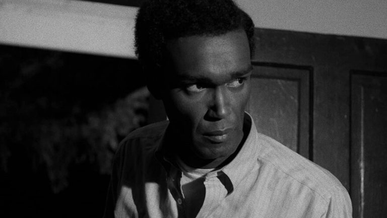 Duane Jones di La notte dei morti viventi ha combattuto contro un finale più felice per il film
