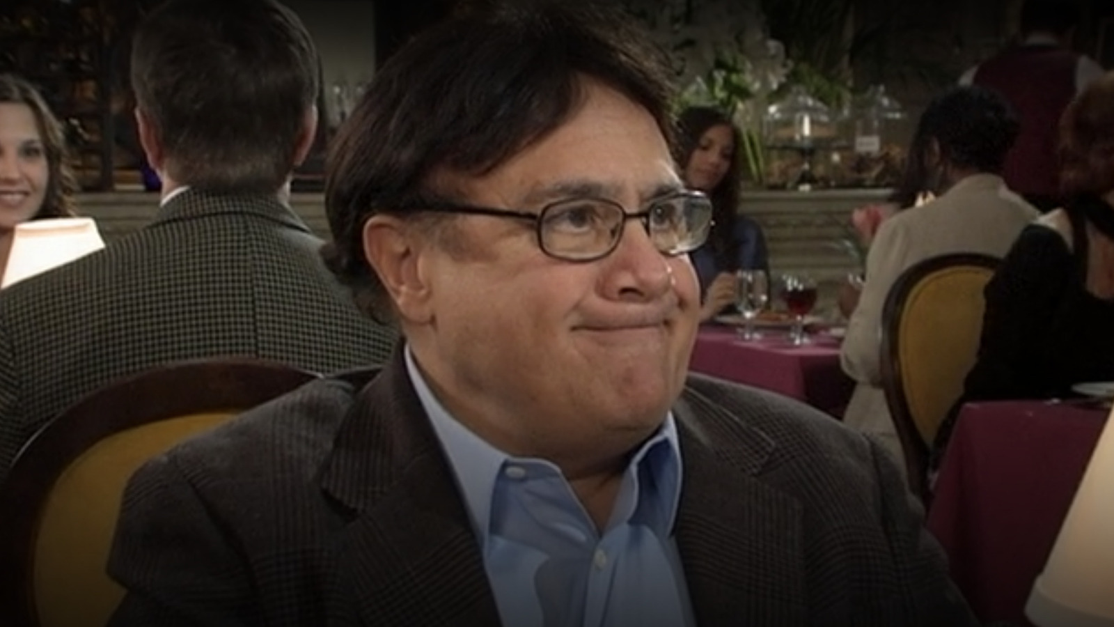 Il rituale di Danny DeVito per diventare Frank Disturbed One È sempre un co-protagonista solare