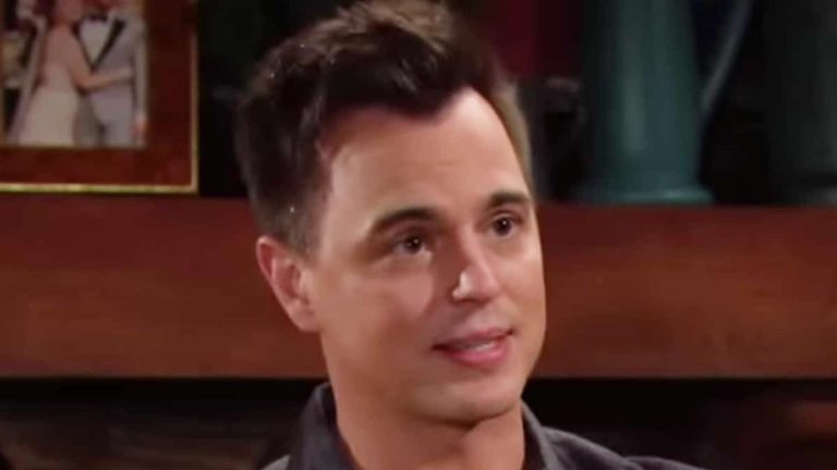 Darin Brooks nel ruolo di Wyatt in Bello e audace