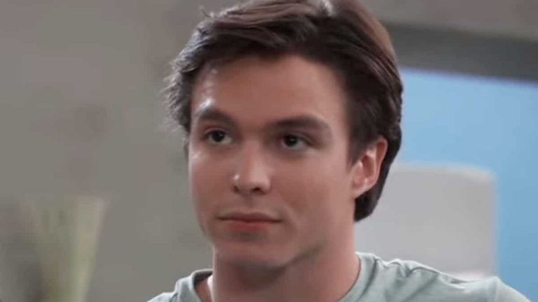 Nicholas Chavez nel ruolo di Spencer in General Hospital.