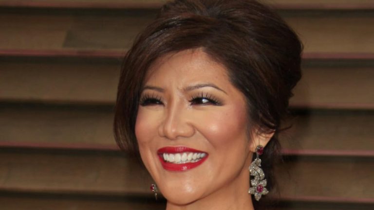 Abito rosso Julie Chen