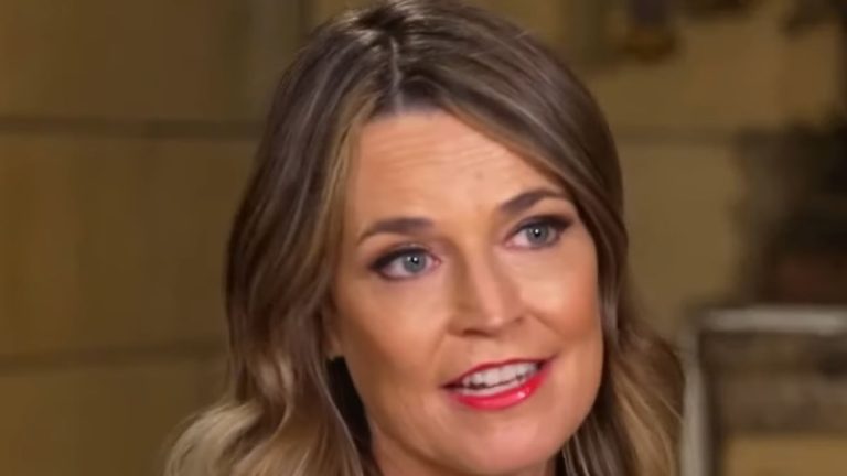 oggi il volto della co-conduttrice Savannah Guthrie è stato ripreso dal segmento NBC