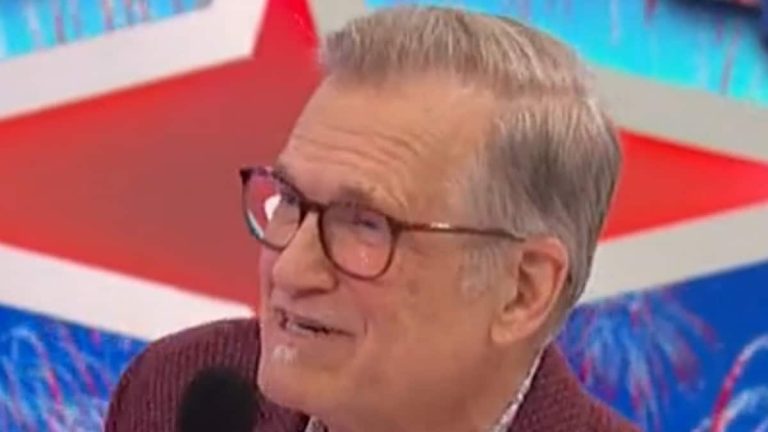 il prezzo è giusto presentatore drew carey faccia ripresa dall'episodio del 4 luglio