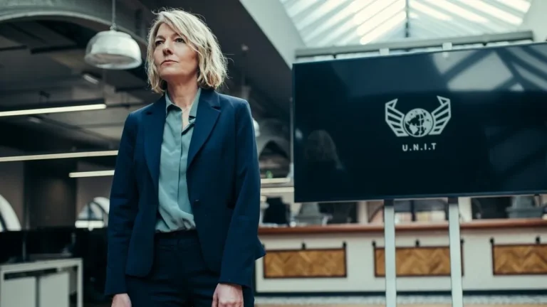 Jemma Redgrave nel ruolo di Kate Stewart in 'Doctor Who'