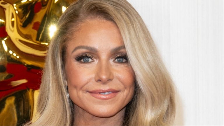 Kelly Ripa a un evento casuale