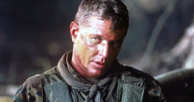 il cecchino Tom Berenger