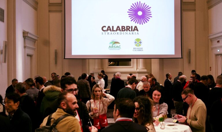 “Calabria: la storia nel calice” a Roma
